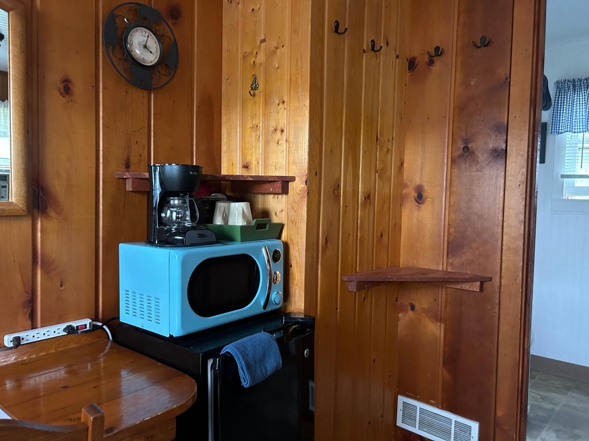 Cedar Ridge Cabins Honor Екстер'єр фото