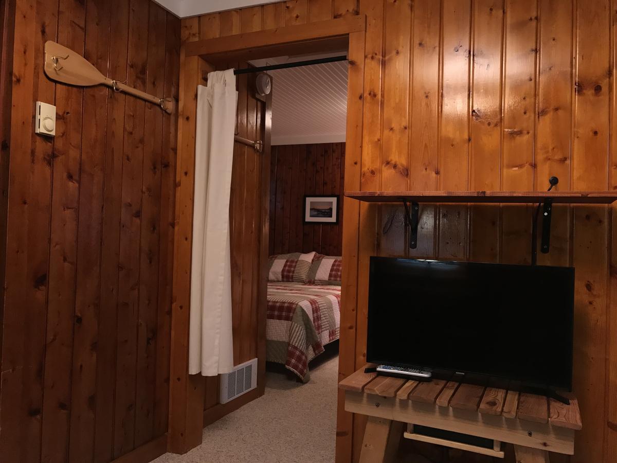 Cedar Ridge Cabins Honor Екстер'єр фото