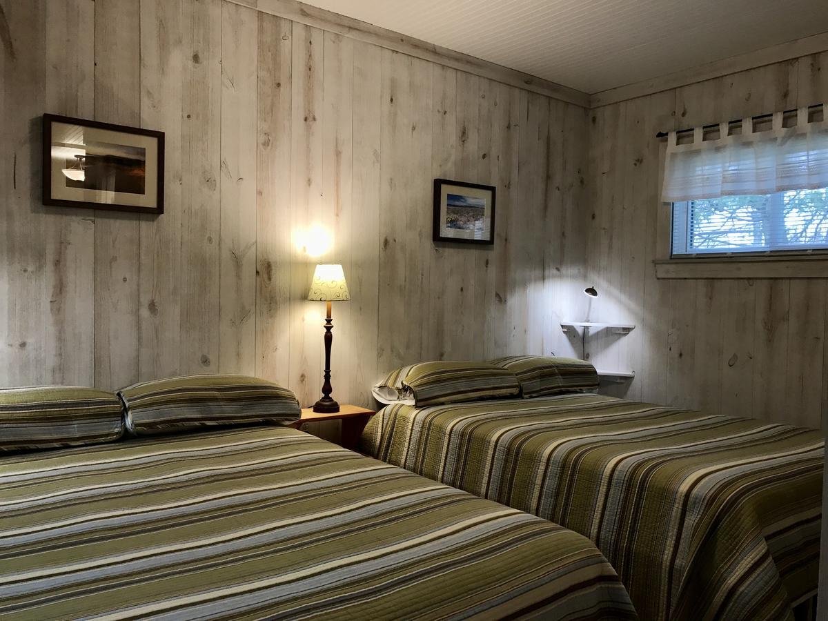 Cedar Ridge Cabins Honor Екстер'єр фото