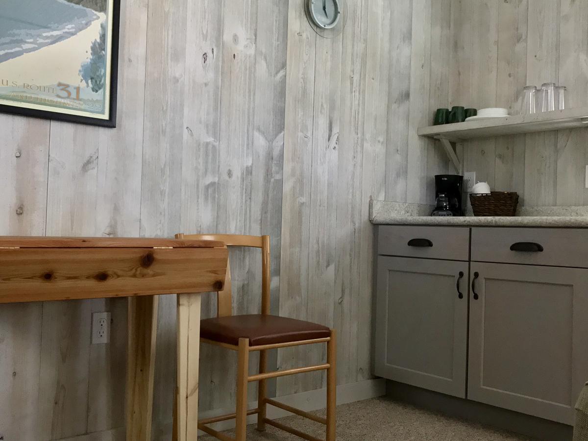Cedar Ridge Cabins Honor Екстер'єр фото