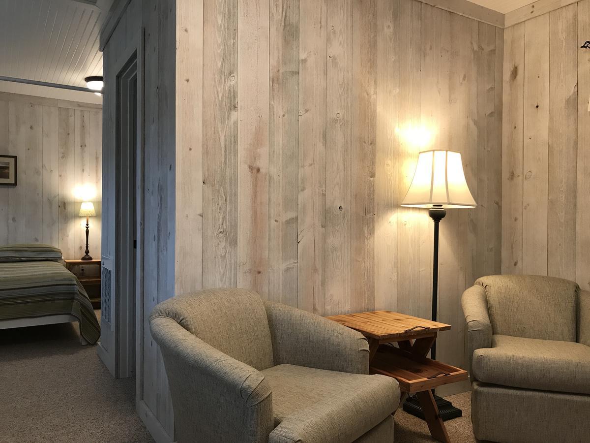 Cedar Ridge Cabins Honor Екстер'єр фото