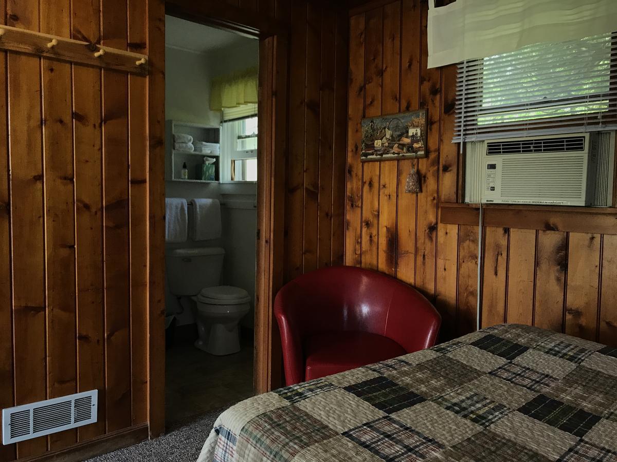 Cedar Ridge Cabins Honor Екстер'єр фото